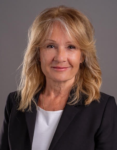 Dr. Kastory Edina