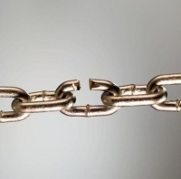 Függőségek, veszteségek és gyász: rendszerszemléletű megközelítések a segítő munkában