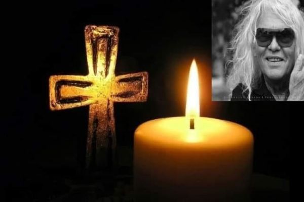 Amikor egy közösség online gyászol